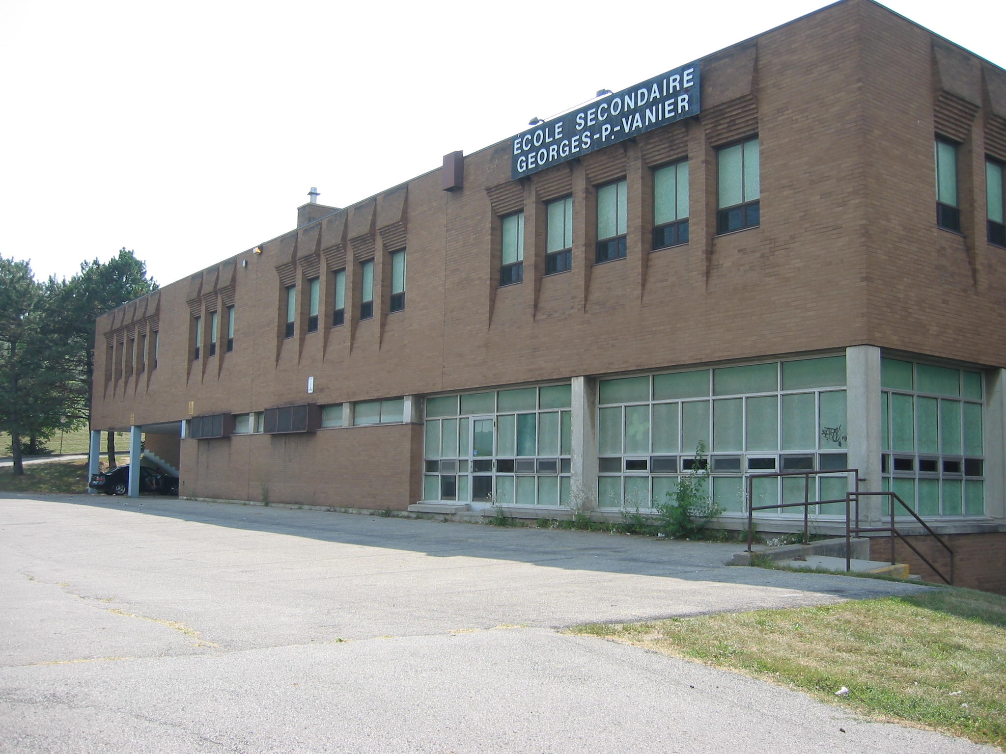 École secondaire Georges- P.-Vanier